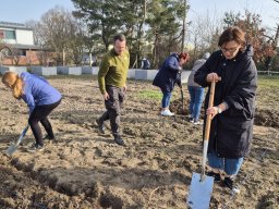 Erstes Treffen auf dem Acker